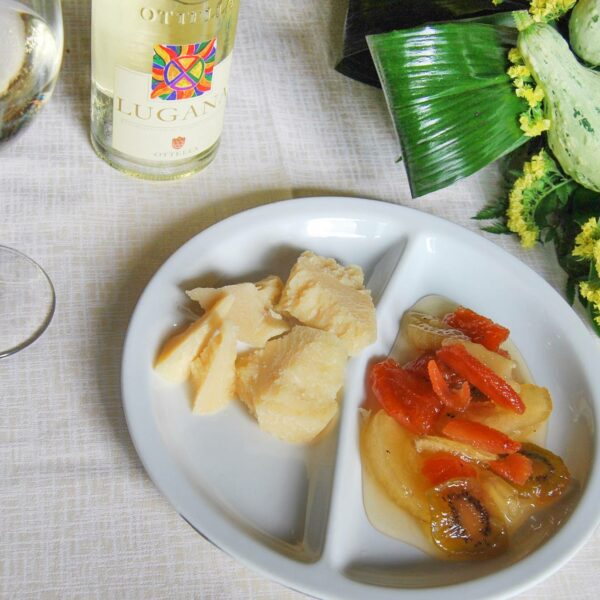 Formaggio con mostarda